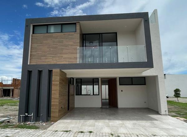 Casa en venta en Lomas de Angelópolis, San Andrés Cholula, Puebla Casa en venta en Lomas de Angelópolis, San Andrés Cholula, Puebla