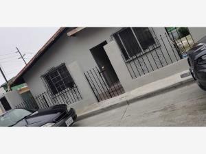 Casa en venta en Chihuahua la Mesa, Tijuana, Baja California Casa en venta en Chihuahua la Mesa, Tijuana, Baja California