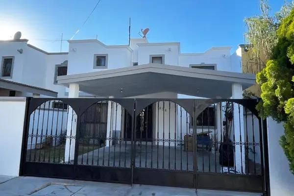 Casa en venta en Nuestra Señora de Fatima, Saltillo, Coahuila de Zaragoza Casa en venta en Nuestra Señora de Fatima, Saltillo, Coahuila de Zaragoza