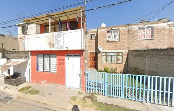 Casa en venta en Ehécatl (Paseos de Ecatepec), Ecatepec de Morelos, México Casa en venta en Ehécatl (Paseos de Ecatepec), Ecatepec de Morelos, México