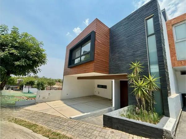 Casa en venta en Lomas de Angelópolis, San Andrés Cholula, Puebla Casa en venta en Lomas de Angelópolis, San Andrés Cholula, Puebla