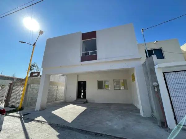 Casa en venta en Republica Poniente, Saltillo, Coahuila de Zaragoza Casa en venta en Republica Poniente, Saltillo, Coahuila de Zaragoza