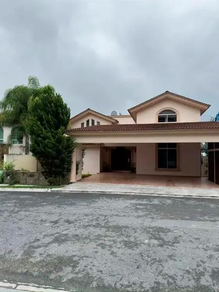 Casa en venta en Sierra Alta, Monterrey, Nuevo León Casa en venta en Sierra Alta, Monterrey, Nuevo León
