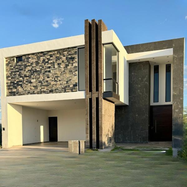 Casa en venta en Los Viñedos, Torreón, Coahuila de Zaragoza Casa en venta en Los Viñedos, Torreón, Coahuila de Zaragoza