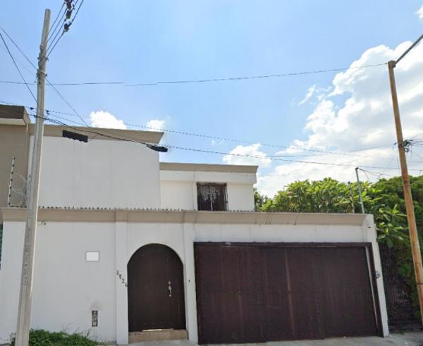 Casa en venta en Villa los Pinos, Monterrey, Nuevo León Casa en venta en Villa los Pinos, Monterrey, Nuevo León