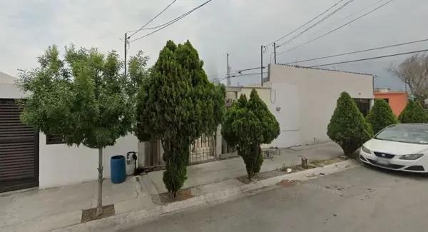 Casa en venta en Colina de San Bernabé (F-25), Monterrey, Nuevo León Casa en venta en Colina de San Bernabé (F-25), Monterrey, Nuevo León