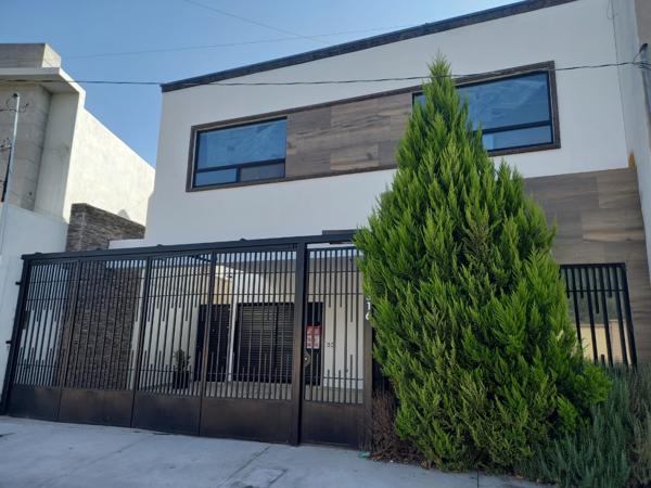 Casa en venta en Residencial los Reales, Saltillo, Coahuila de Zaragoza Casa en venta en Residencial los Reales, Saltillo, Coahuila de Zaragoza
