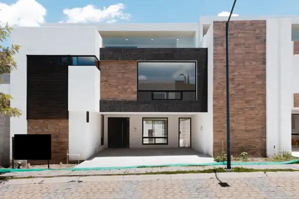 Casa en venta en Lomas de Angelópolis, San Andrés Cholula, Puebla Casa en venta en Lomas de Angelópolis, San Andrés Cholula, Puebla