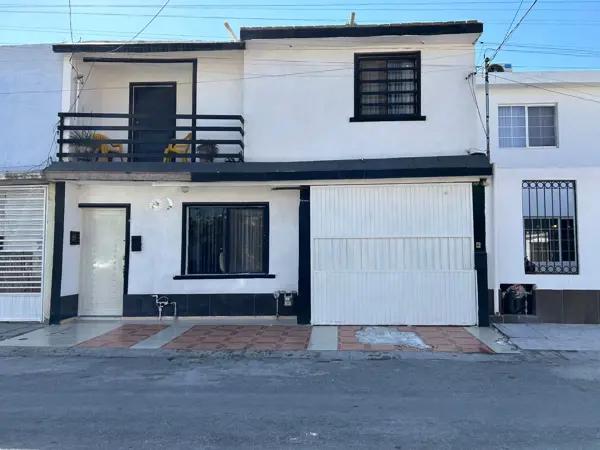 Casa en venta en Villa Jacarandas, Torreón, Coahuila de Zaragoza Casa en venta en Villa Jacarandas, Torreón, Coahuila de Zaragoza