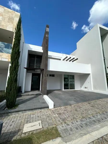 Casa en venta en Lomas de Angelópolis, San Andrés Cholula, Puebla Casa en venta en Lomas de Angelópolis, San Andrés Cholula, Puebla