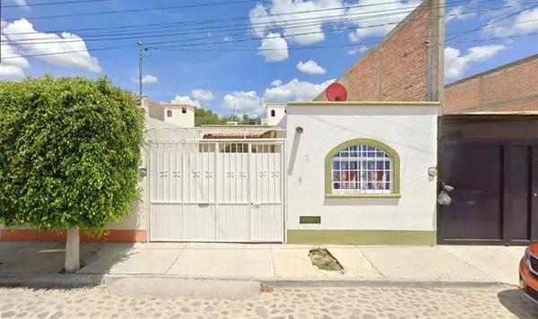 Casa en venta en Granjas Banthi, San Juan del Río, Querétaro Casa en venta en Granjas Banthi, San Juan del Río, Querétaro
