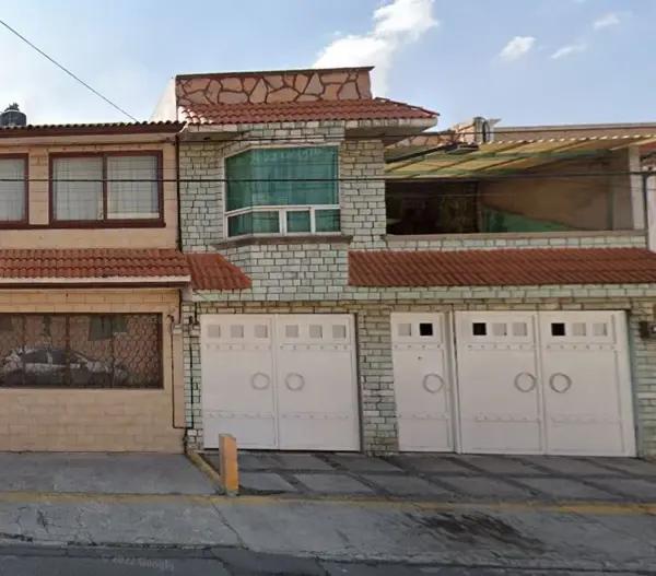 Casa en venta en Ejido de Santa María Tulpetlac, Ecatepec de Morelos, México Casa en venta en Ejido de Santa María Tulpetlac, Ecatepec de Morelos, México