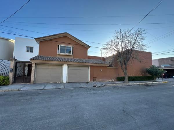 Casa en venta en Rincón la Rosita, Torreón, Coahuila de Zaragoza Casa en venta en Rincón la Rosita, Torreón, Coahuila de Zaragoza
