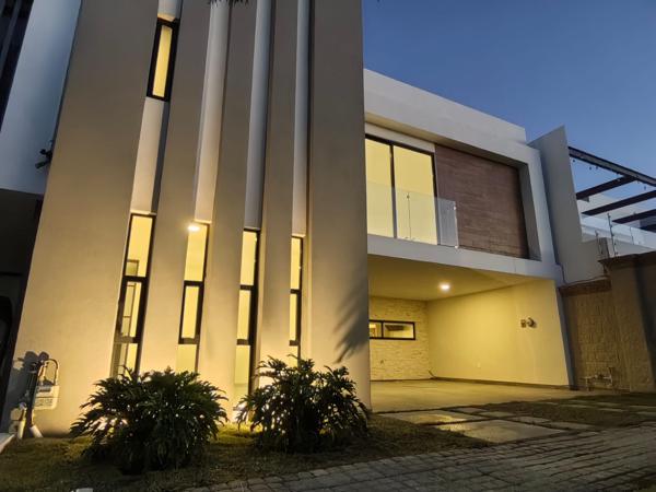 Casa en venta en Lomas de Angelópolis II, San Andrés Cholula, Puebla Casa en venta en Lomas de Angelópolis II, San Andrés Cholula, Puebla