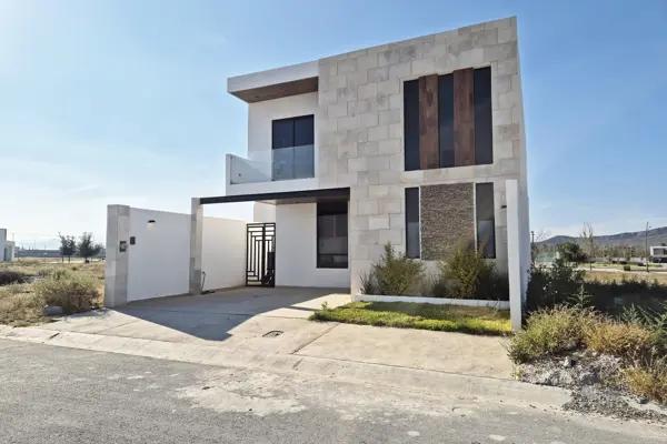 Casa en venta en Los Valdez, Saltillo, Coahuila de Zaragoza Casa en venta en Los Valdez, Saltillo, Coahuila de Zaragoza