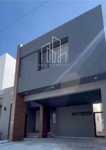 Casa en venta en Bosques de San Jose, Santiago, Nuevo León Casa en venta en Bosques de San Jose, Santiago, Nuevo León
