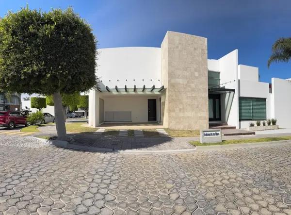 Casa en venta en Lomas de Angelópolis, San Andrés Cholula, Puebla Casa en venta en Lomas de Angelópolis, San Andrés Cholula, Puebla