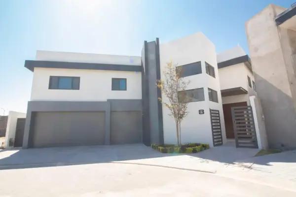 Casa en venta en La Rúa Residencial, Torreón, Coahuila de Zaragoza Casa en venta en La Rúa Residencial, Torreón, Coahuila de Zaragoza