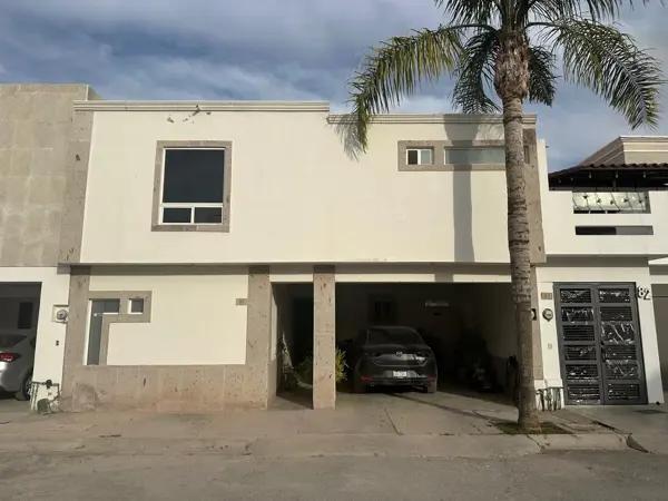 Casa en venta en Quintas Campestre los Laureles, Torreón, Coahuila de Zaragoza Casa en venta en Quintas Campestre los Laureles, Torreón, Coahuila de Zaragoza