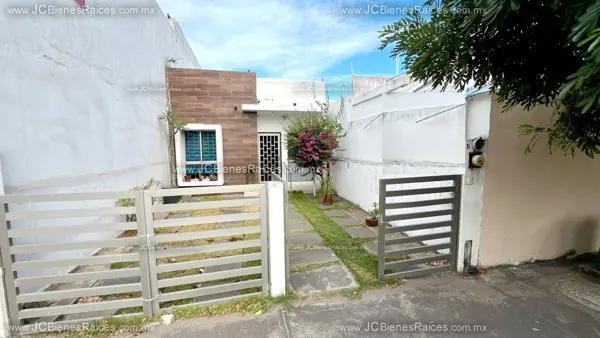 Casa en venta en Los Pinos, Veracruz, Veracruz de Ignacio de la Llave Casa en venta en Los Pinos, Veracruz, Veracruz de Ignacio de la Llave