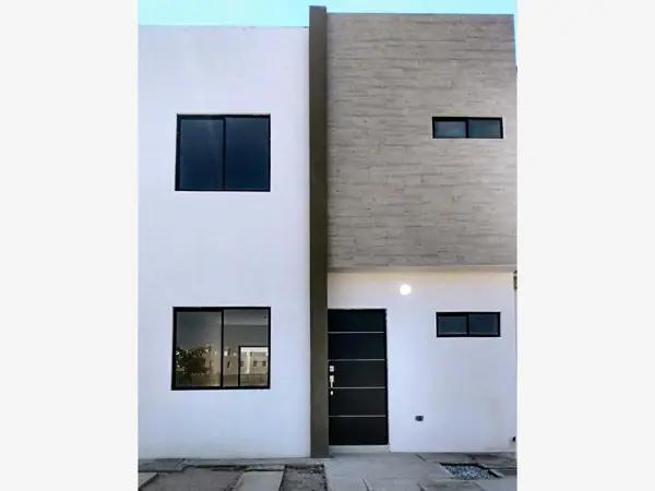 Casa en venta en Tabachines, Gómez Palacio, Durango Casa en venta en Tabachines, Gómez Palacio, Durango