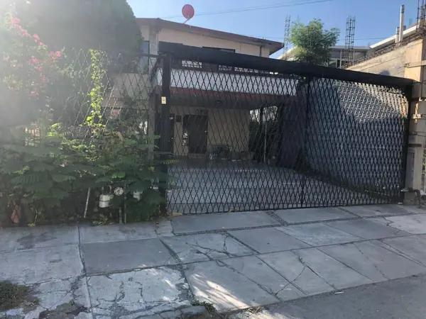Casa en venta en Mitras Centro, Monterrey, Nuevo León Casa en venta en Mitras Centro, Monterrey, Nuevo León
