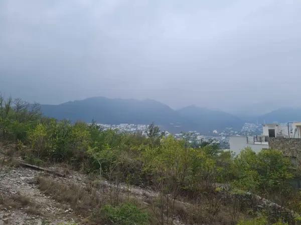 Terreno en venta en Villa las Fuentes, Monterrey, Nuevo León Terreno en venta en Villa las Fuentes, Monterrey, Nuevo León