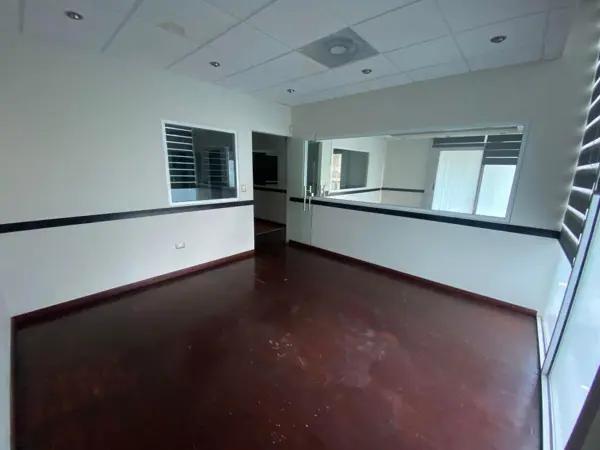 Oficina en renta en Más Palomas (Valle de Santiago), Monterrey, Nuevo León Oficina en renta en Más Palomas (Valle de Santiago), Monterrey, Nuevo León