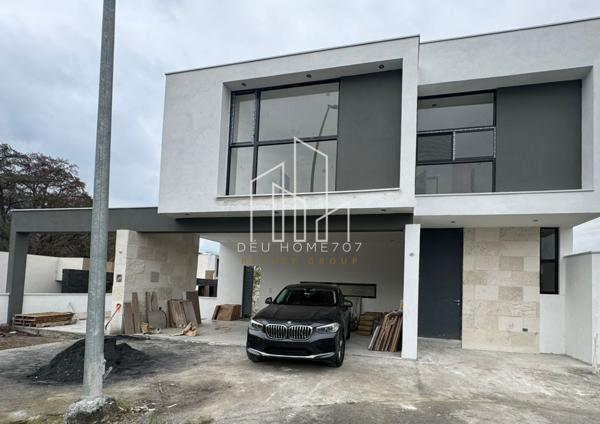 Casa en venta en Amorada Privada Residencial, Santiago, Nuevo León Casa en venta en Amorada Privada Residencial, Santiago, Nuevo León