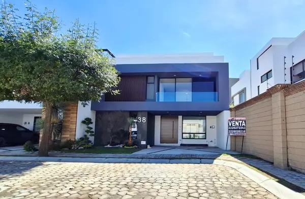 Casa en venta en Lomas de Angelópolis, San Andrés Cholula, Puebla Casa en venta en Lomas de Angelópolis, San Andrés Cholula, Puebla