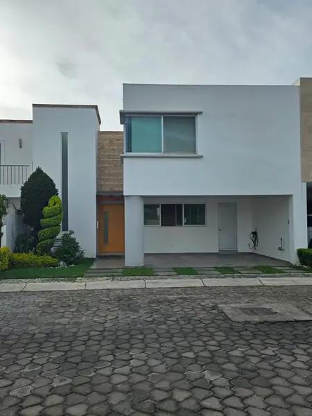 Casa en venta en Quintas de Cortes, San Pedro Cholula, Puebla Casa en venta en Quintas de Cortes, San Pedro Cholula, Puebla