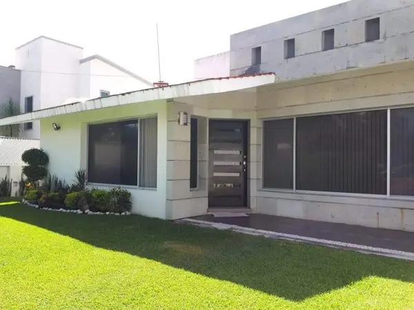 Casa en venta en Lomas de Cocoyoc, Atlatlahucan, Morelos Casa en venta en Lomas de Cocoyoc, Atlatlahucan, Morelos