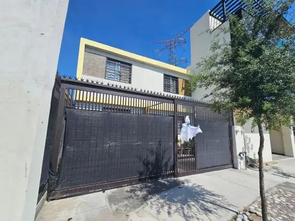Casa en venta en Santa María, García, Nuevo León Casa en venta en Santa María, García, Nuevo León