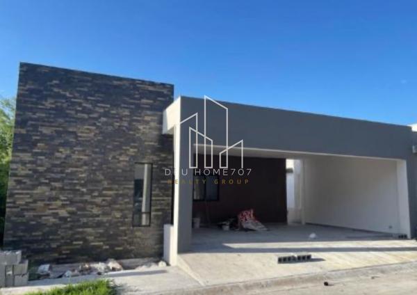 Casa en venta en Alamosur, Santiago, Nuevo León Casa en venta en Alamosur, Santiago, Nuevo León