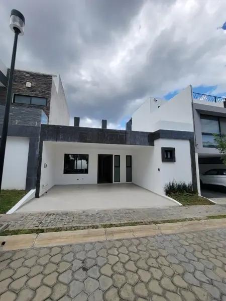 Casa en venta en Lomas de Angelópolis, San Andrés Cholula, Puebla Casa en venta en Lomas de Angelópolis, San Andrés Cholula, Puebla