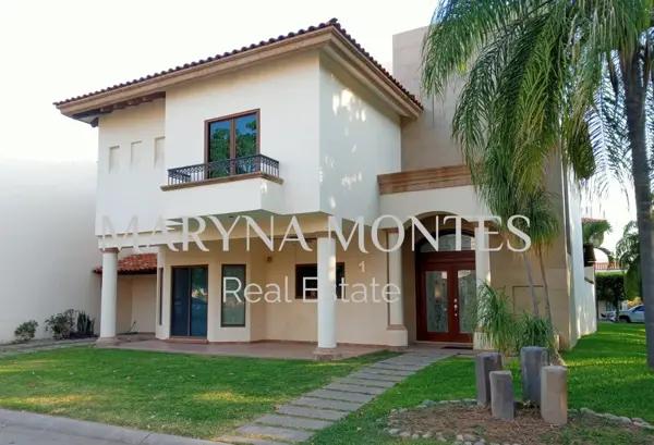 Casa en venta en Privanzas, Culiacán, Sinaloa Casa en venta en Privanzas, Culiacán, Sinaloa