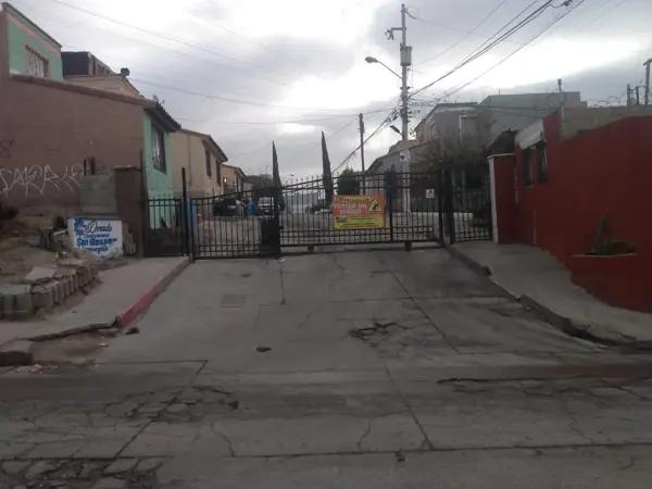 Casa en remate en Villas del Dorado, Tijuana, Baja California Casa en remate en Villas del Dorado, Tijuana, Baja California