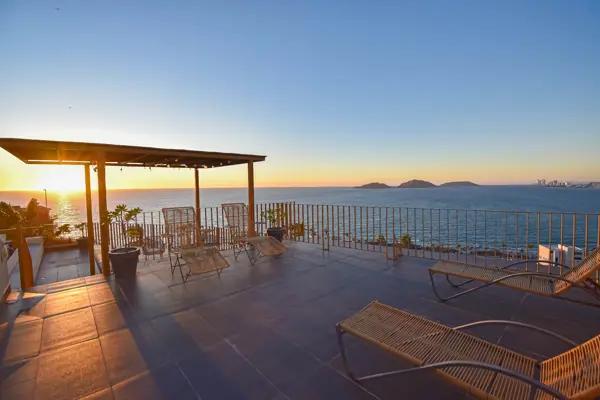 CONDOMINIO EN VENTA EN TRES ISLAS EN CERRO DE LA NEVERIA CONDOMINIO EN VENTA EN TRES ISLAS EN CERRO DE LA NEVERIA