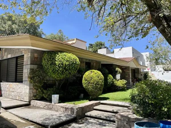 Casa en venta en Club de Golf Bellavista, Atizapán de Zaragoza, México Casa en venta en Club de Golf Bellavista, Atizapán de Zaragoza, México