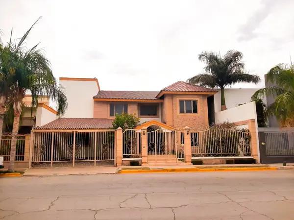 Casa en renta en Residencial el Fresno, Torreón, Coahuila de Zaragoza Casa en renta en Residencial el Fresno, Torreón, Coahuila de Zaragoza