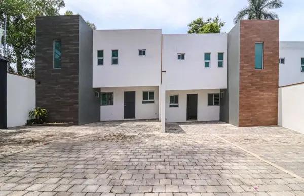 Casa en venta en Miraval, Cuernavaca, Morelos Casa en venta en Miraval, Cuernavaca, Morelos