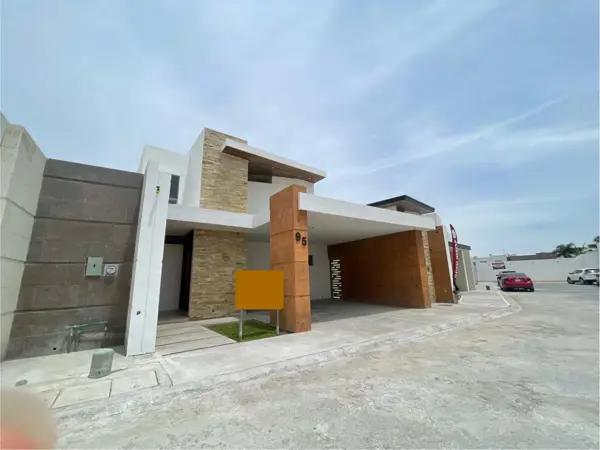 Casa en venta en Los Viñedos, Torreón, Coahuila de Zaragoza Casa en venta en Los Viñedos, Torreón, Coahuila de Zaragoza