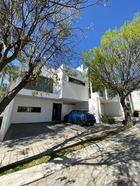 Casa en venta en Lomas de Angelópolis, San Andrés Cholula, Puebla Casa en venta en Lomas de Angelópolis, San Andrés Cholula, Puebla