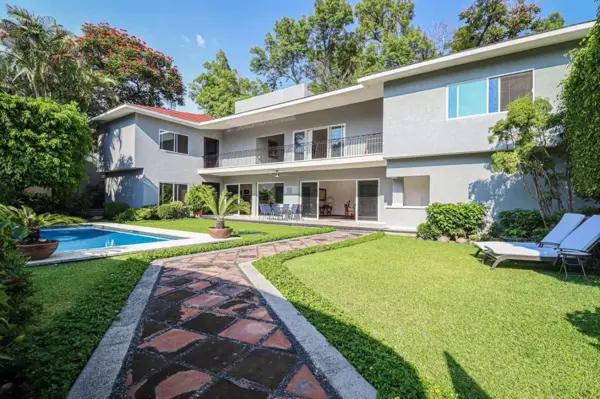 Casa en venta en Acapatzingo, Cuernavaca, Morelos Casa en venta en Acapatzingo, Cuernavaca, Morelos