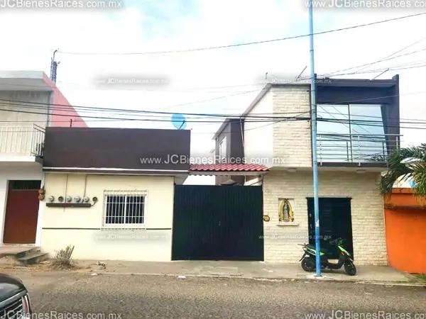 Casa en Venta, En Pocitos y Rivera ¡Es donde quieres vivir!, Por tan solo $1,500,000. Casa en Venta, En Pocitos y Rivera ¡Es donde quieres vivir!, Por tan solo $1,500,000.