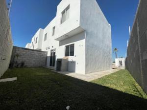 Casa en venta en Quintas del Sol, Torreón: Excelente ubicación cerca de servicios clave Casa en venta en Quintas del Sol, Torreón: Excelente ubicación cerca de servicios clave