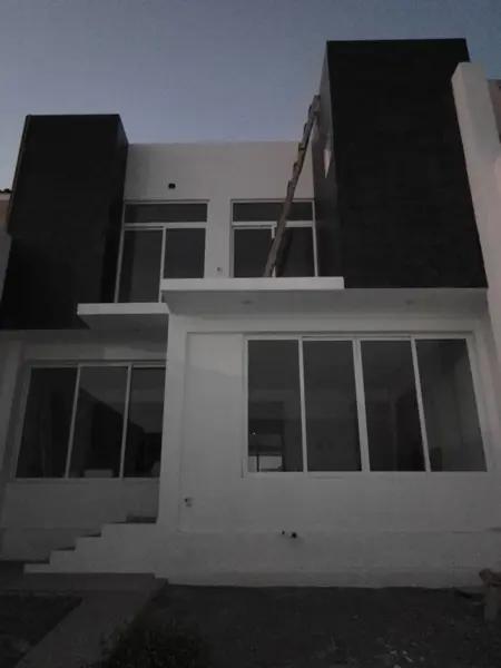 Casa MODERNA en fraccionamiento Brisas, vigilancia Temixco, Morelos Casa MODERNA en fraccionamiento Brisas, vigilancia Temixco, Morelos