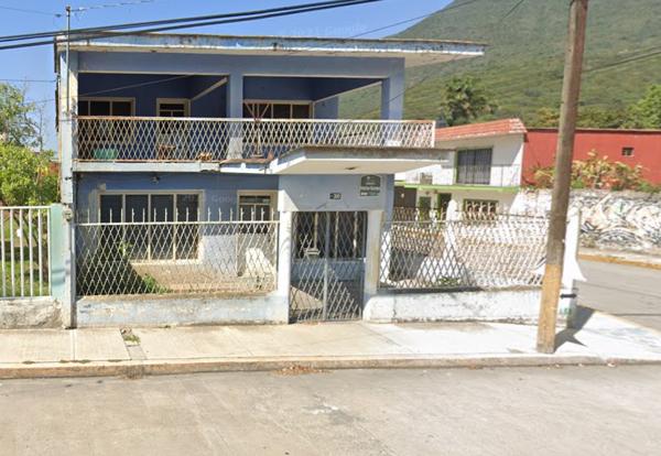 Casa en Venta en Hogar, Camerino Z. Mendoza, Veracruz - Espaciosa Propiedad Habitacional Casa en Venta en Hogar, Camerino Z. Mendoza, Veracruz - Espaciosa Propiedad Habitacional