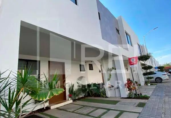 Casa en Venta en Real de Santa Anita, Tlajomulco de Zúñiga, Jalisco Casa en Venta en Real de Santa Anita, Tlajomulco de Zúñiga, Jalisco