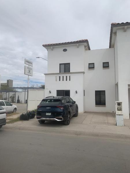 Casa en Renta en Los Almendros II, Torreón, Coahuila de Zaragoza Casa en Renta en Los Almendros II, Torreón, Coahuila de Zaragoza